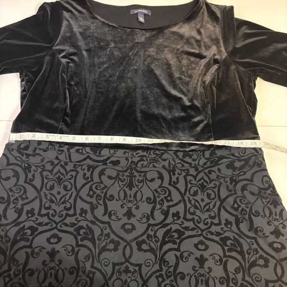 Lands End Black Velvet Baroque Dress - Picture 5 of 8